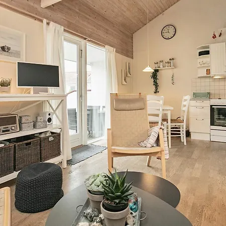 4 Person In Ærøskøbing